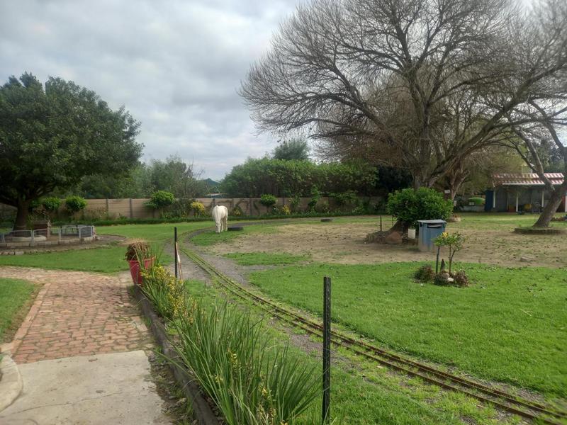 8 Bedroom Property for Sale in Joostenbergvlakte Western Cape